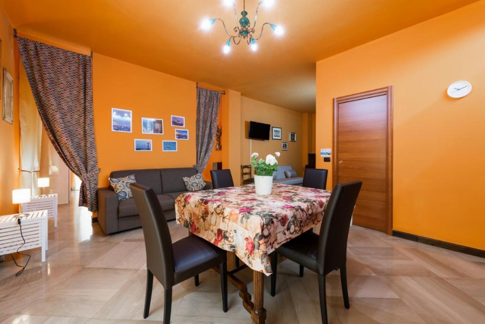 Apartments Orange - Youtown Image 32